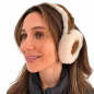 Preview: Modell mit braunen Ohrenwärmern aus Lammfell