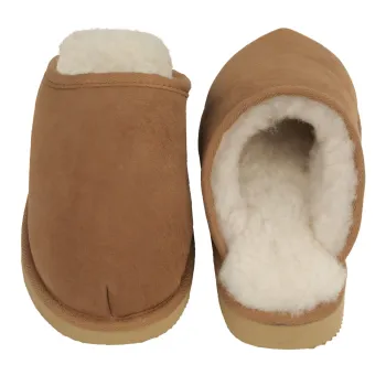 Preview: Lammfell Pantoffel König Draufsicht – weiches Merino Lammfell Innenfutter und Stoff Einfassung